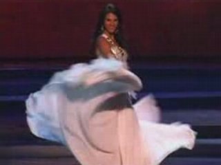 Gown Carolina en Preliminar Miss Universo 2008