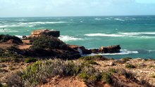 Café provides free food to volunteers searching for missing Port MacDonnell baby