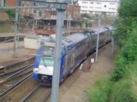 Automotrice Z 24500 à destination de Rouen Rive Droite.