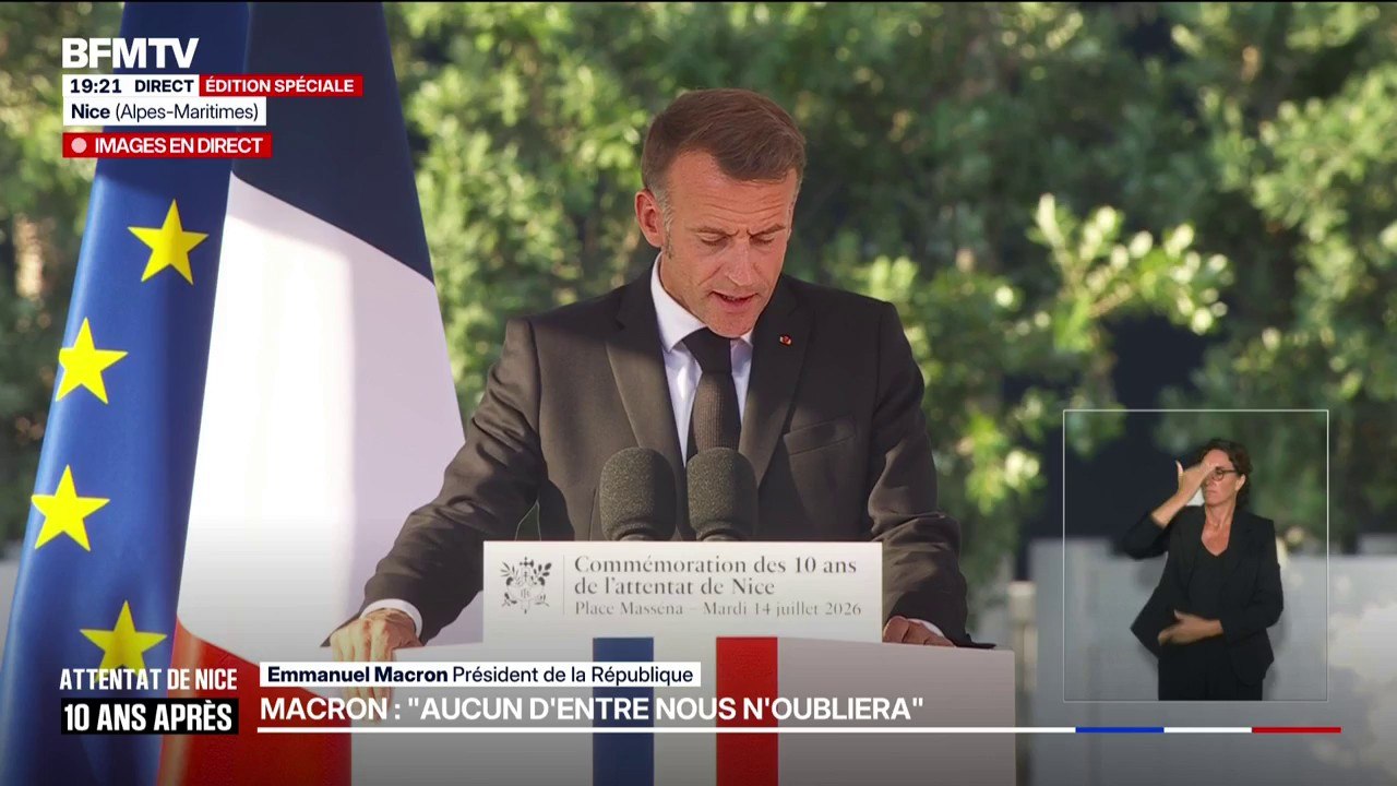 "Aucun d'entre nous n'a oublié, n'oublie et n'oubliera": Emmanuel Macron s'exprime lors de l'hommage aux victimes de l'attentat de Nice du 14-Juillet