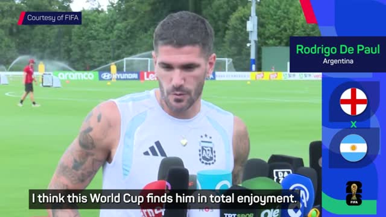 Messi enjoying every moment of World Cup - De Paul