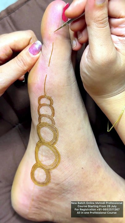 Side leg beautiful mehndi design