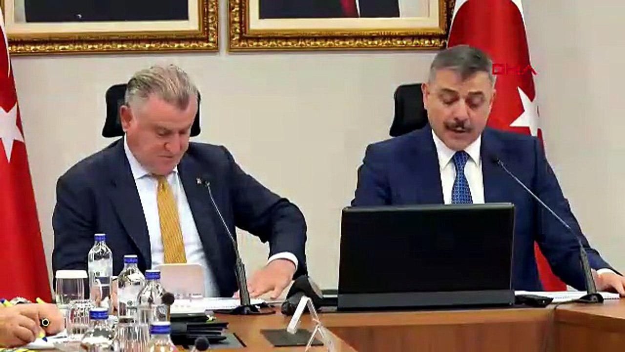 Yeni sezonda tribünlerde olay istemeyen bakanlar düğmeye bastı!