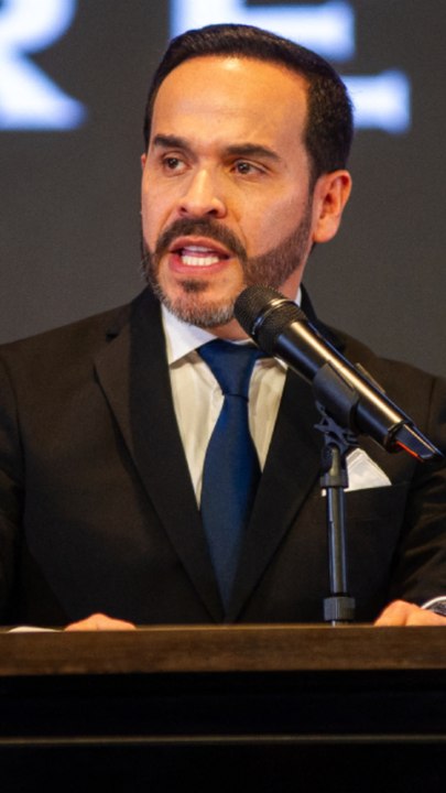 Polémica por el lugar de posesión de Abelardo de la Espriella