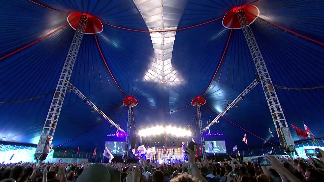 Somebody Told Me - The Killers (live)