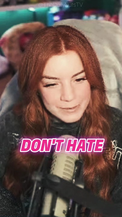 "Don't hate on us Blue Collar guys!" — Gingy's chat speaks up 😭🛠️