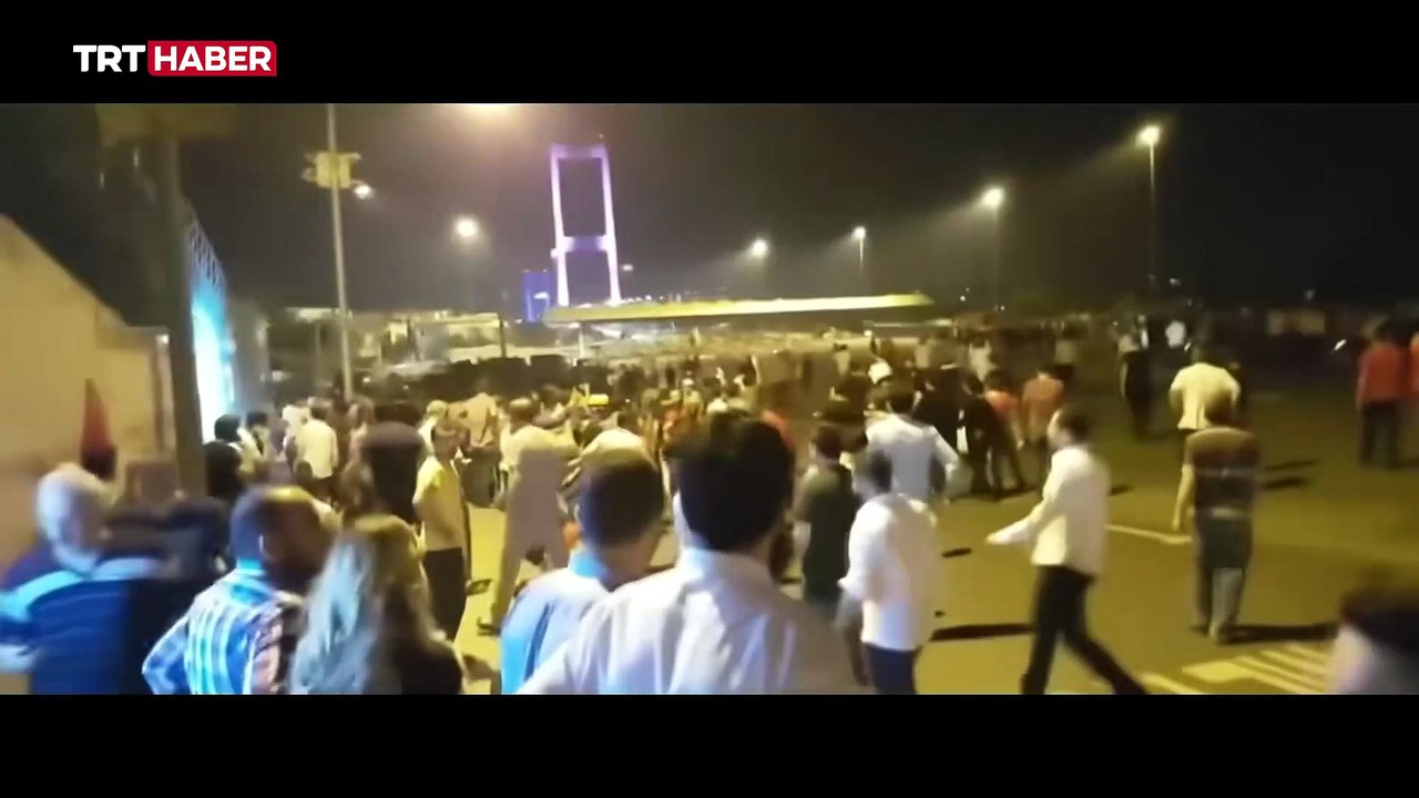 Duran: 15 Temmuz 2016 eşsiz destanla hafızalara kazınan bir gün
