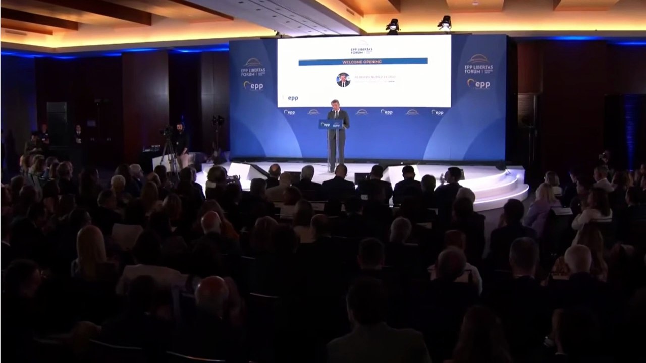 Feijóo: "Nuestro compromiso y nuestro deber es quitarles las caretas"