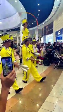 Amazing Juggling Performance in Mall #Funny #FunnyVideo #FunnyVideos #Comedy #ComedyVideo #ComedyShorts #FunnyShorts #FunnyReels #Viral #ViralVideo #Trending #TrendingNow #Shorts #YouTubeShorts #Reels #TikTok #FYP #ForYou #LOL #Laugh #LaughOutLoud #short