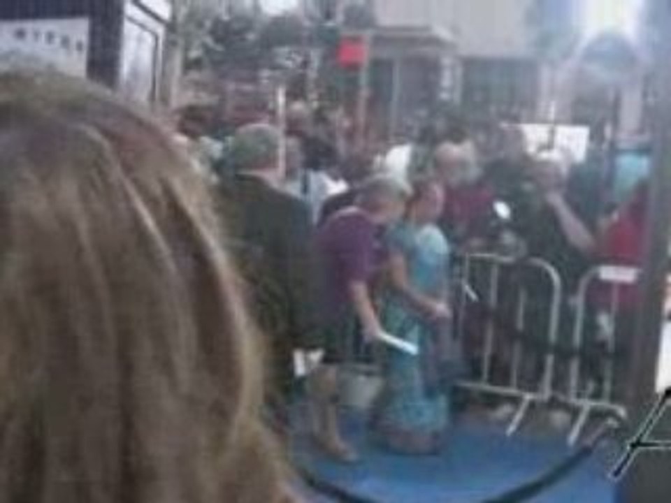 The Love Guru Red Carpet footage - Romany and TILA TEQUILA