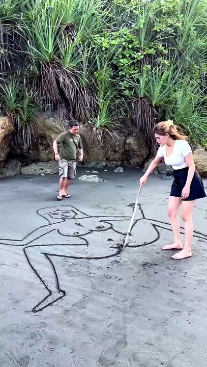 need to pee on the beach
