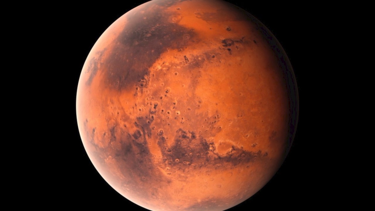 Martian cliffs reveal a mechanism that could shelter subsurface life