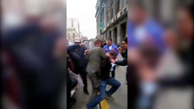 Reprimen a los jubilados en las inmediaciones del Congreso