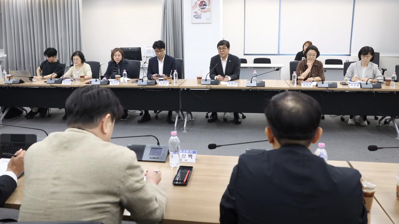 문체부, JTBC 사태 관련 방송업계 긴급 간담회..."근본 개선책 고민" / YTN