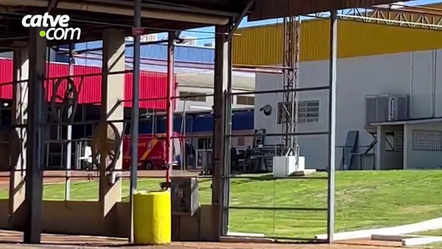 Trabalhador fica ferido após ser atingido por máquina e cair em lago dentro de cooperativa em Cascavel