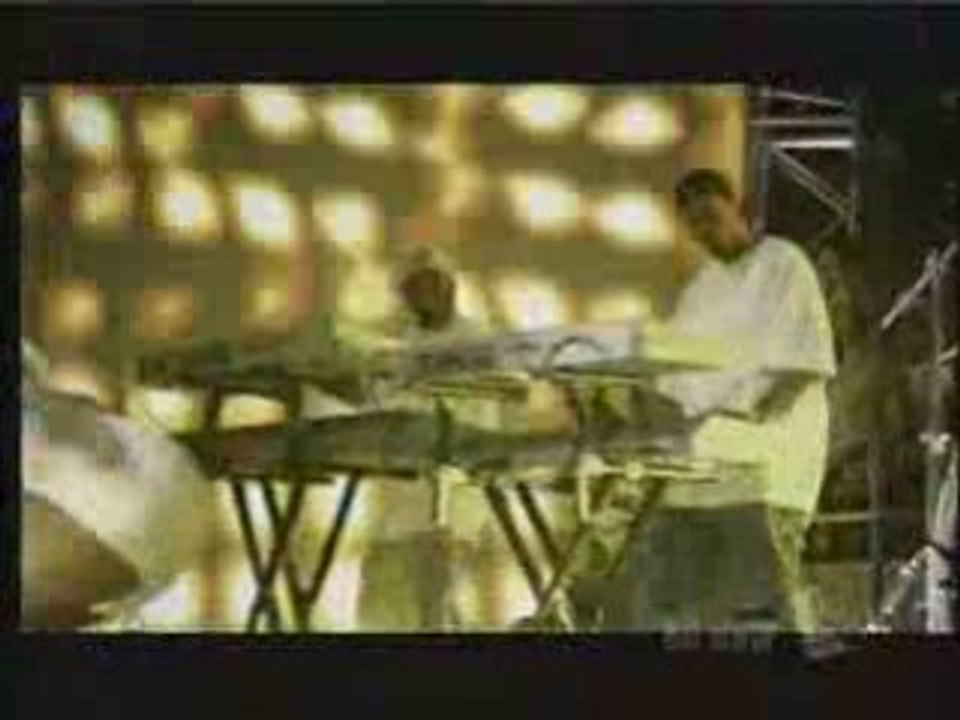 Crazy in love pepsi smash