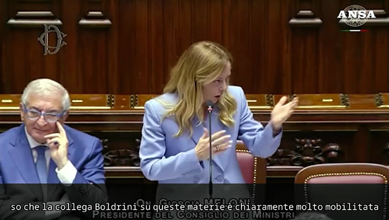 Meloni al M5S: “Qui senza mai indossare ginocchiere, mancato rispetto per le donne”