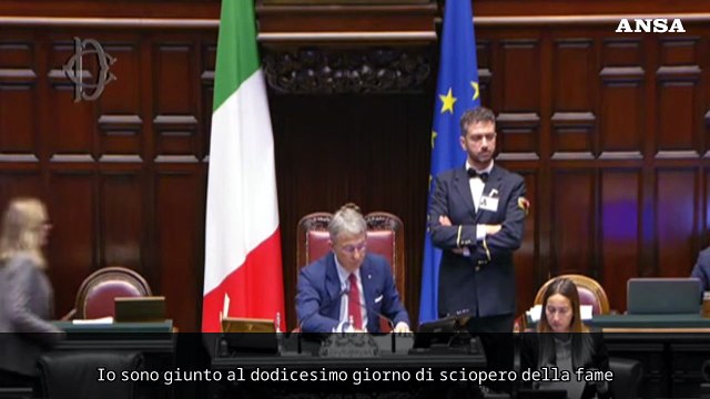Giachetti si incatena in Aula: Qui finche' non si sblocca la Vigilanza Rai