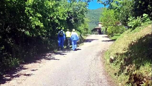 Nei campi e nei boschi, con l'aiuto di cani e droni: in Friuli proseguono le ricerche della famiglia scomparsa a Tarcento
