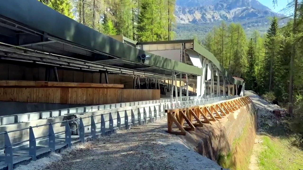 Viaggio lungo la pista da bob di Cortina, tra danni e polemiche sulla riconsegna