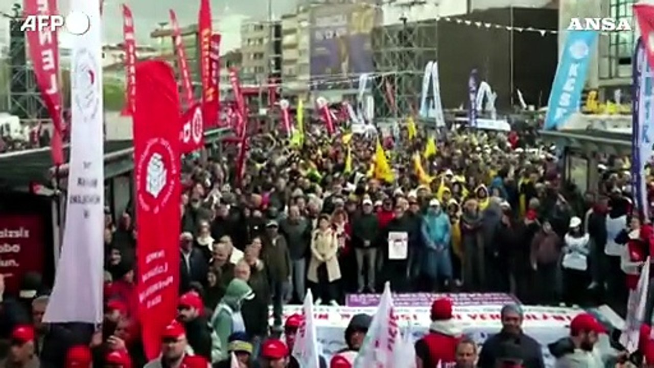 Primo Maggio a Istanbul, centinaia di arresti alla manifestazione