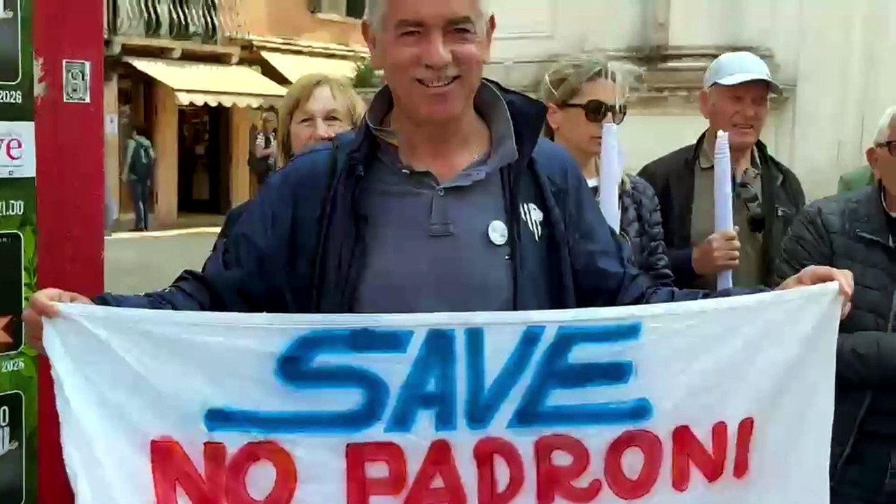 Protesta contro l'agrivoltaico, le immagini del...