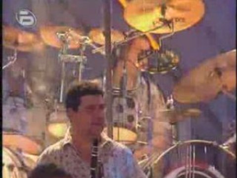 Neli Petkova pee pesen za Dimitar Berbatov