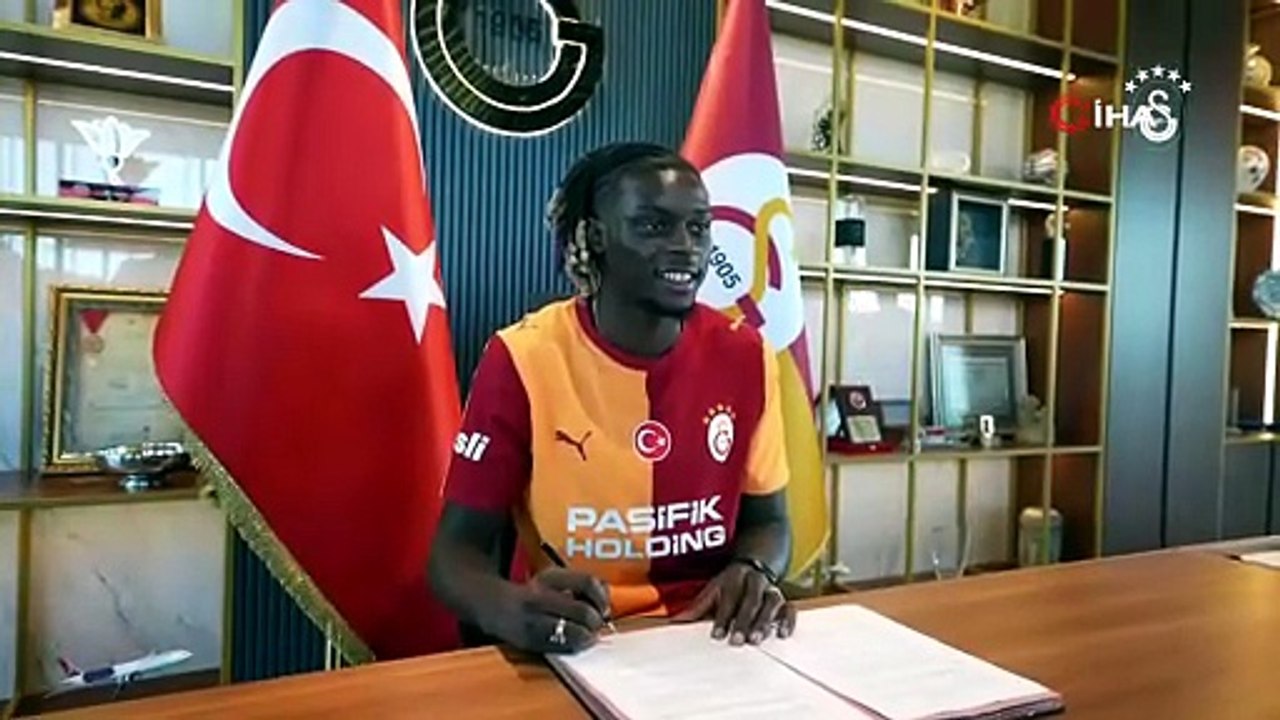 Ugochukwu: "Buraya imza atmak benim için büyük bir gurur" | Ajansspor | IHA