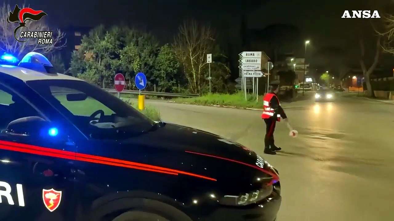 Roma, scoperto deposito della droga per 2 milioni e mezzo
