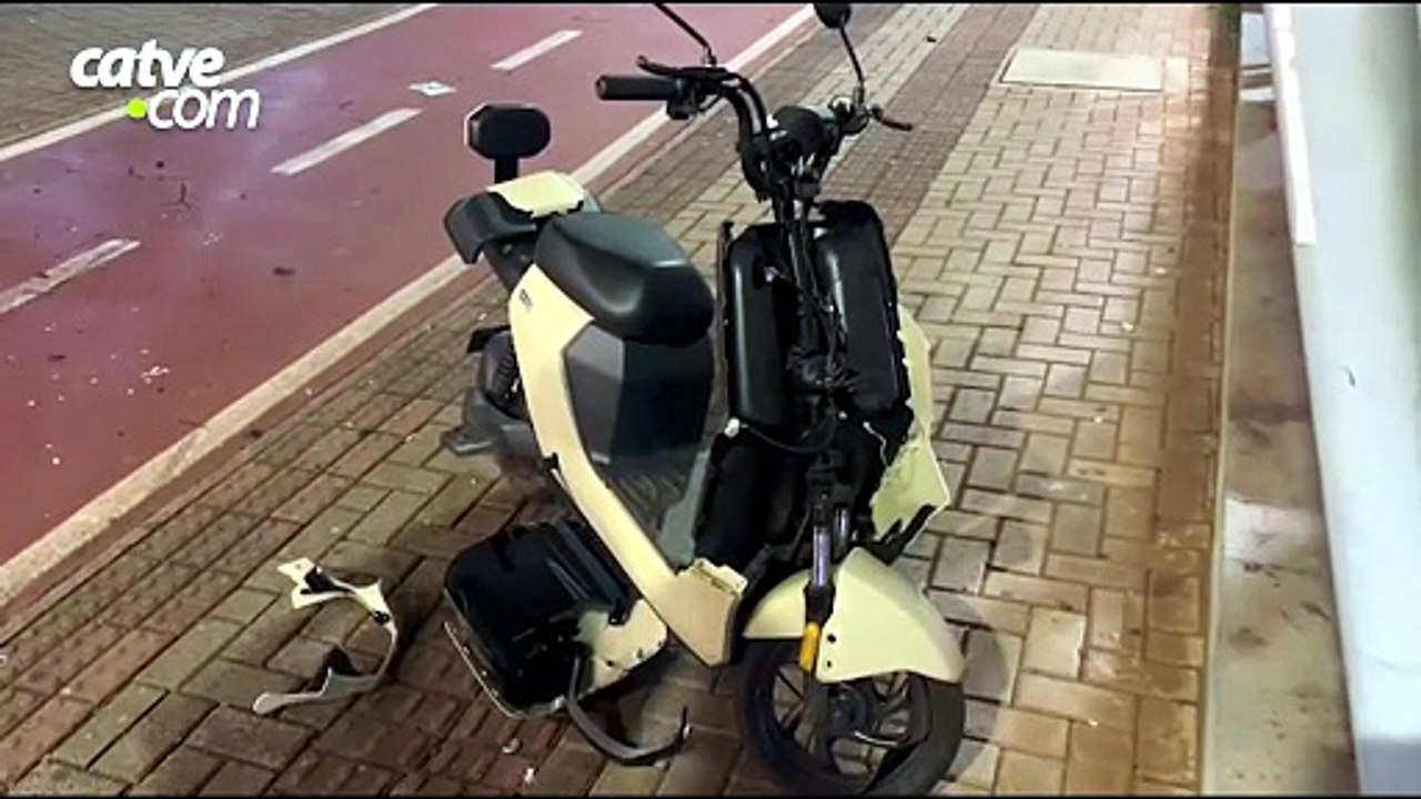 Adolescente fica ferido após batida entre bicicletas elétricas em ciclofaixa
