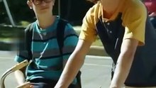 Neighbourhood Bike Ride: Banter & Besties