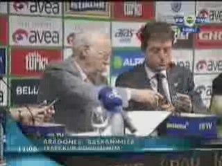 Aragones imza attı 2