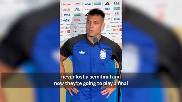 INCREDIBLE EMOTION from ARGENTINA PLAYERS with Journalists | ENGLAND-ARGENTINA MIXED ZONE