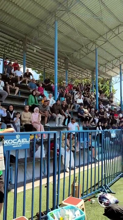 Kocaeli'de 15 Temmuz ruhu sahada yaşatıldı 20 takım, 450 genç futbolcu milli birlik için buluştu