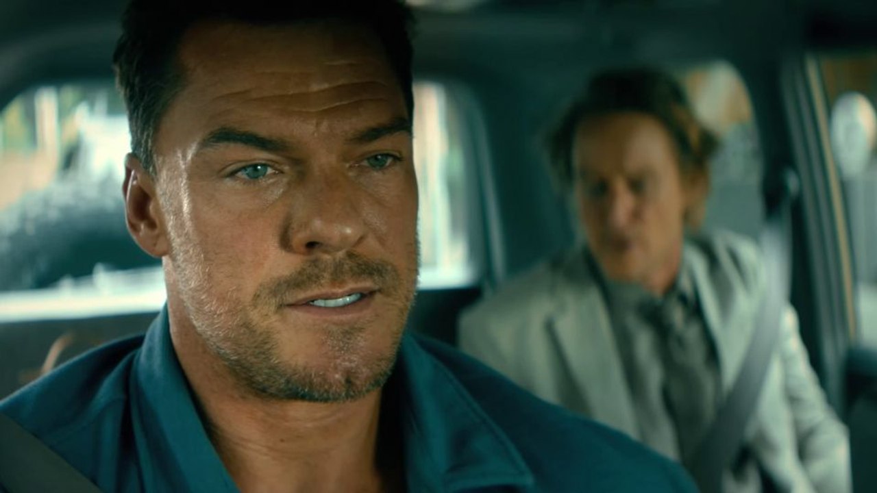 Runner Trailer (3) OV