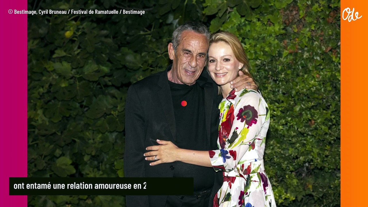 "Ces phrases-là, c'est sûr" : Thierry Ardisson nous a quittés il y a un an, ses toutes dernières paroles racontées par sa femme Audrey Crespo-Mara