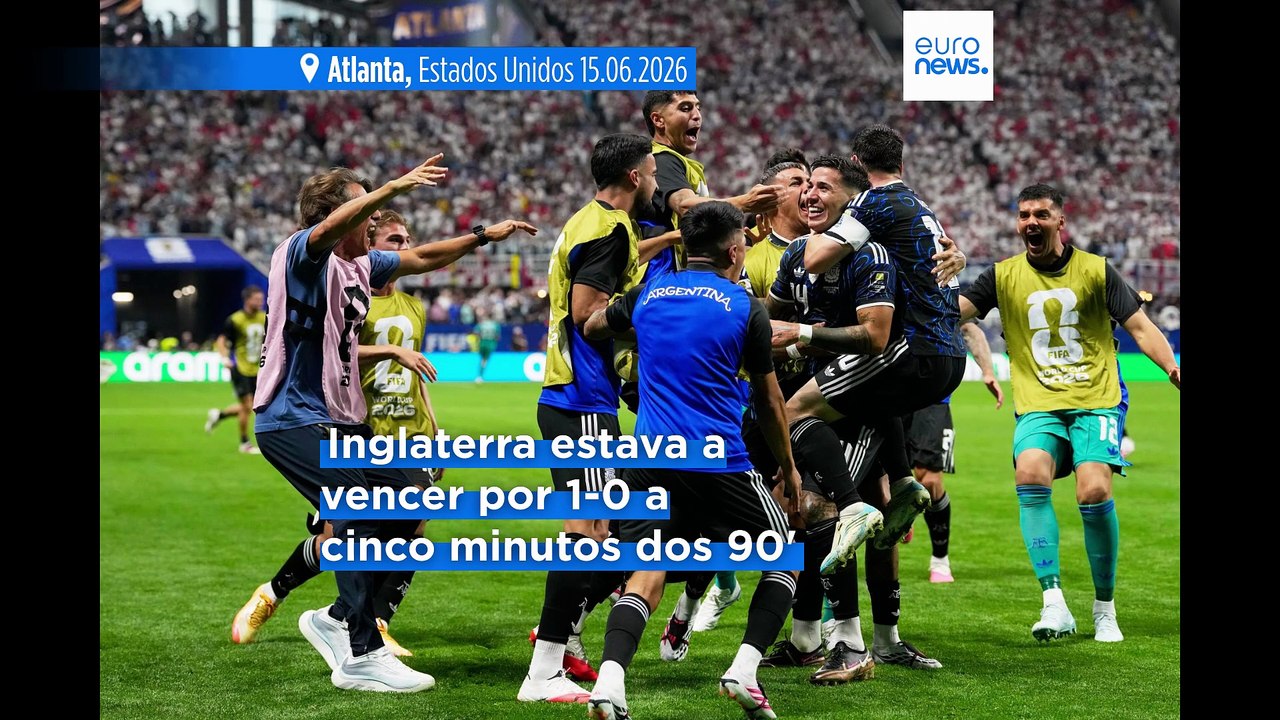 Argentina vence Inglaterra por 2-1 e está na final do Mundial