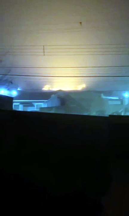 Incêndio destrói casa no Capão Raso e mãe e filho conseguem sair a tempo