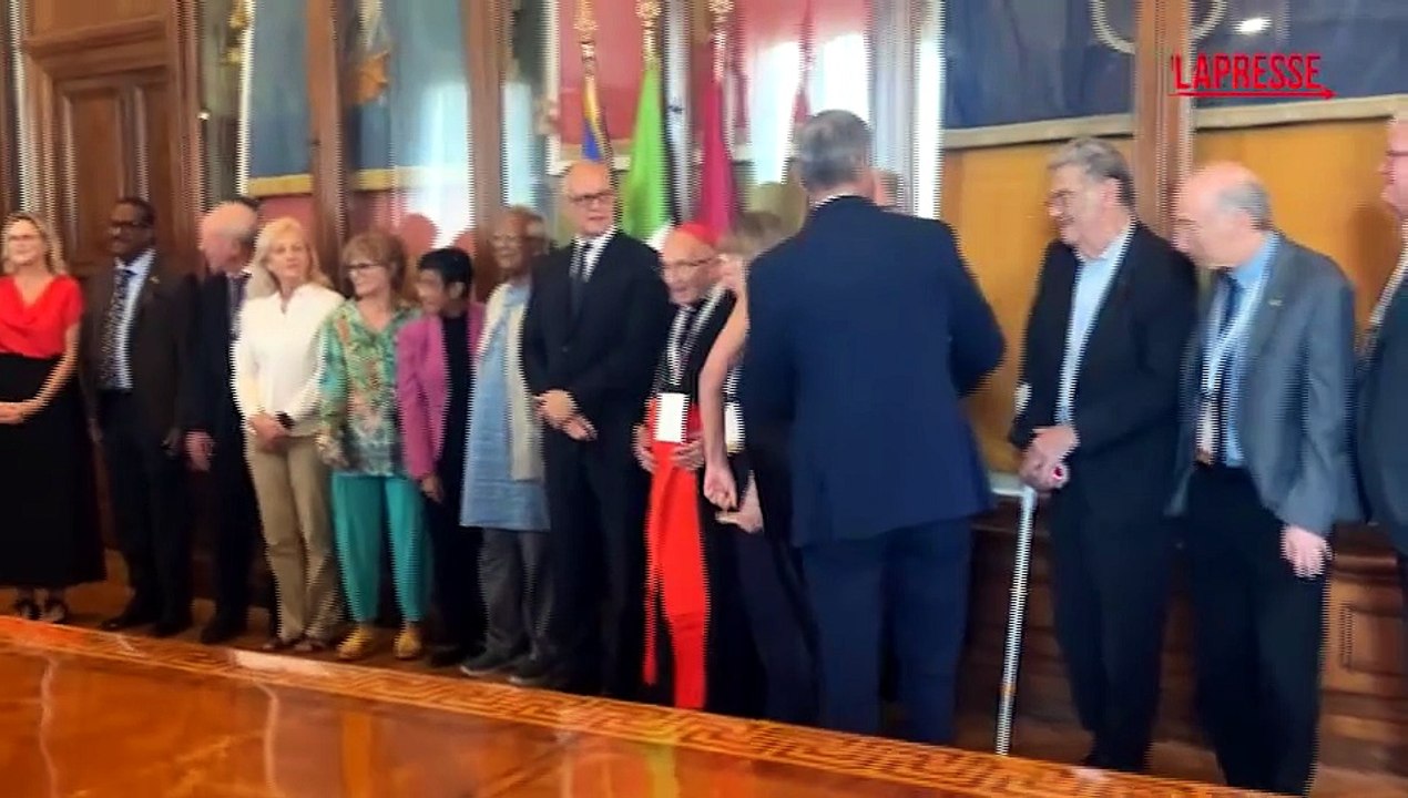 Sharon Stone a Roma, la star americana con i Nobel incanta il Campidoglio
