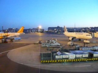 Japon 08 - Charles De Gaulle Airport