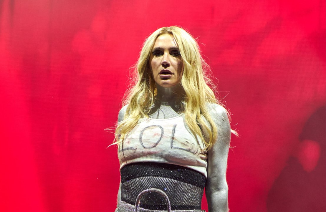 Kesha will Fan-Zähne für ihre Sammlung – das ist der Grund