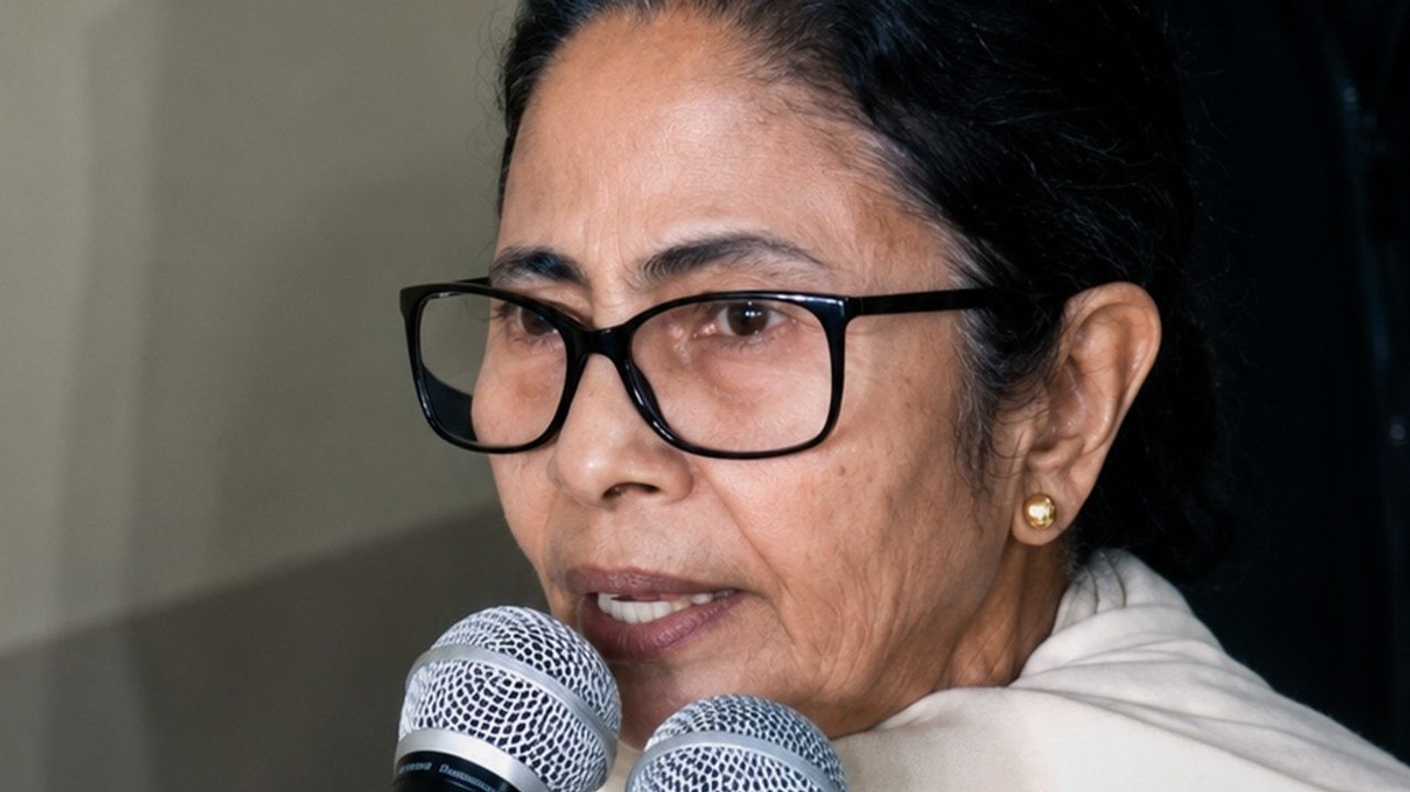 Mamata Banerjee की TMC नेताओं को सख्त चेतावनी,...