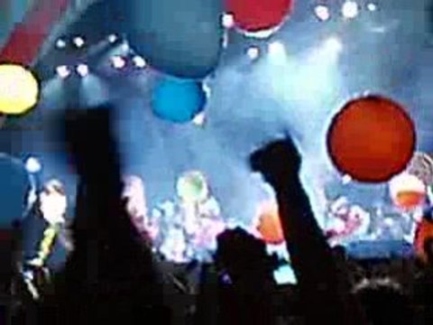 Mika - Lollipop (Parc des Princes)