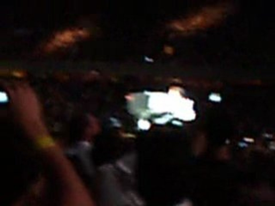 Mika - Grace Kelly en français (Parc des Princes)