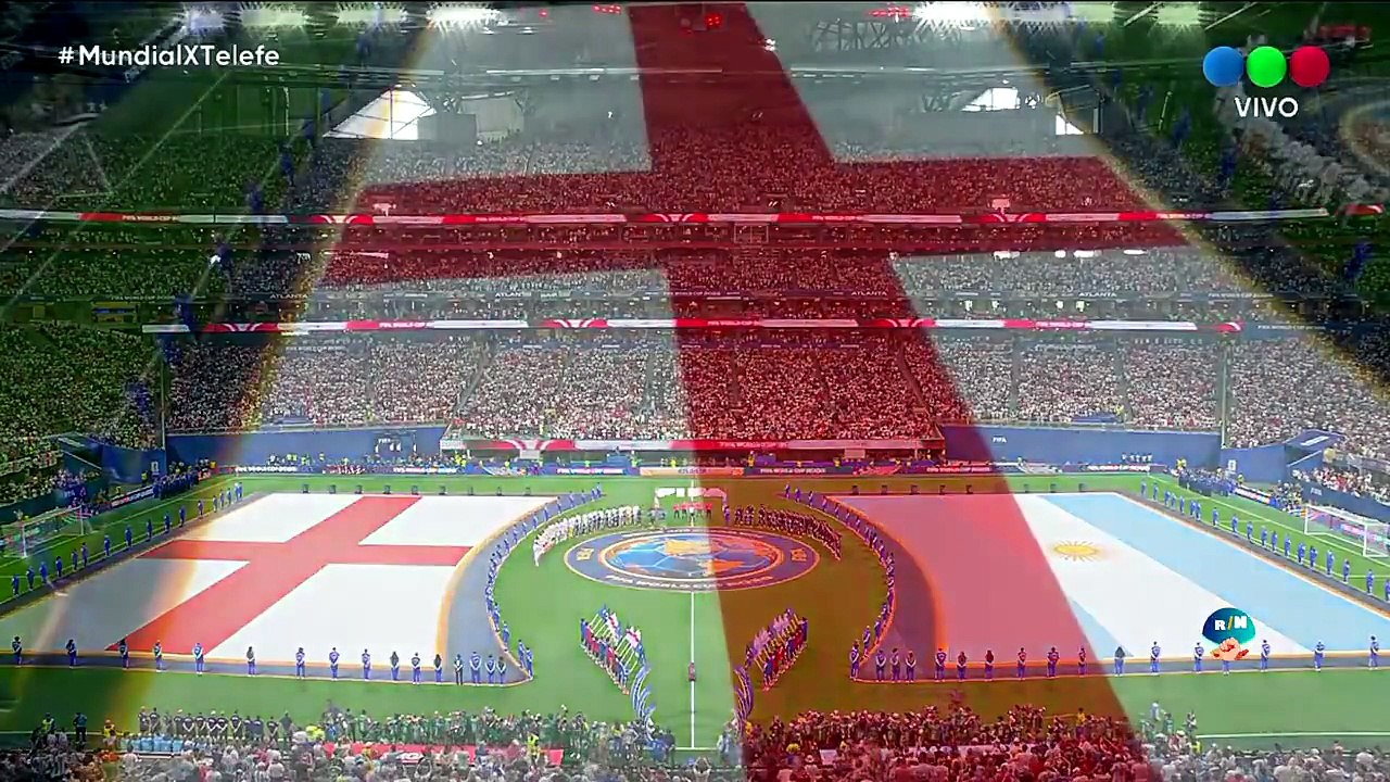 Hinchas argentinos taparon el himno de Inglaterra