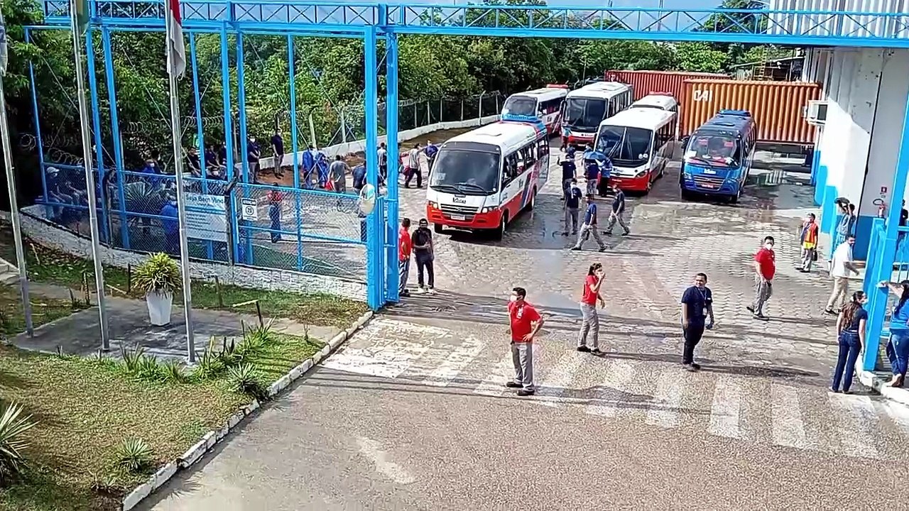 FUNCIONÁRIOS DA EMPRESA ELGIN PASSARAM MAU APOS INALAR O GÁS E FORAM ATENDIDOS POR AMBULÂNCIA.