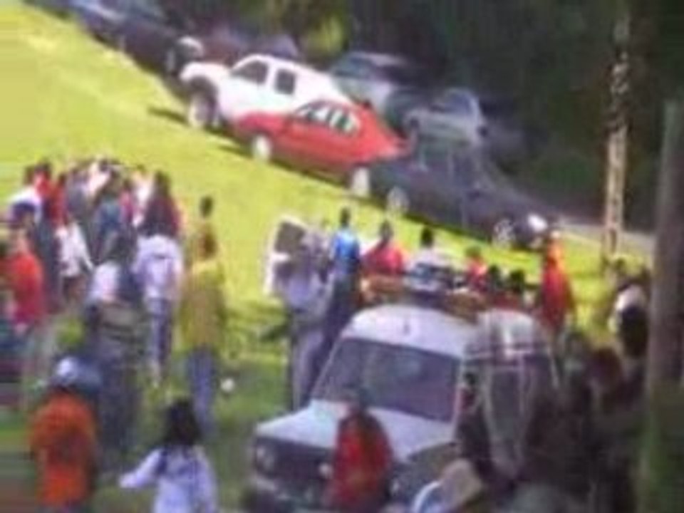 Sortie de route au Rallye de Narón