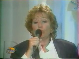 Annie girardot au jeu de la vérité (29/03/85)