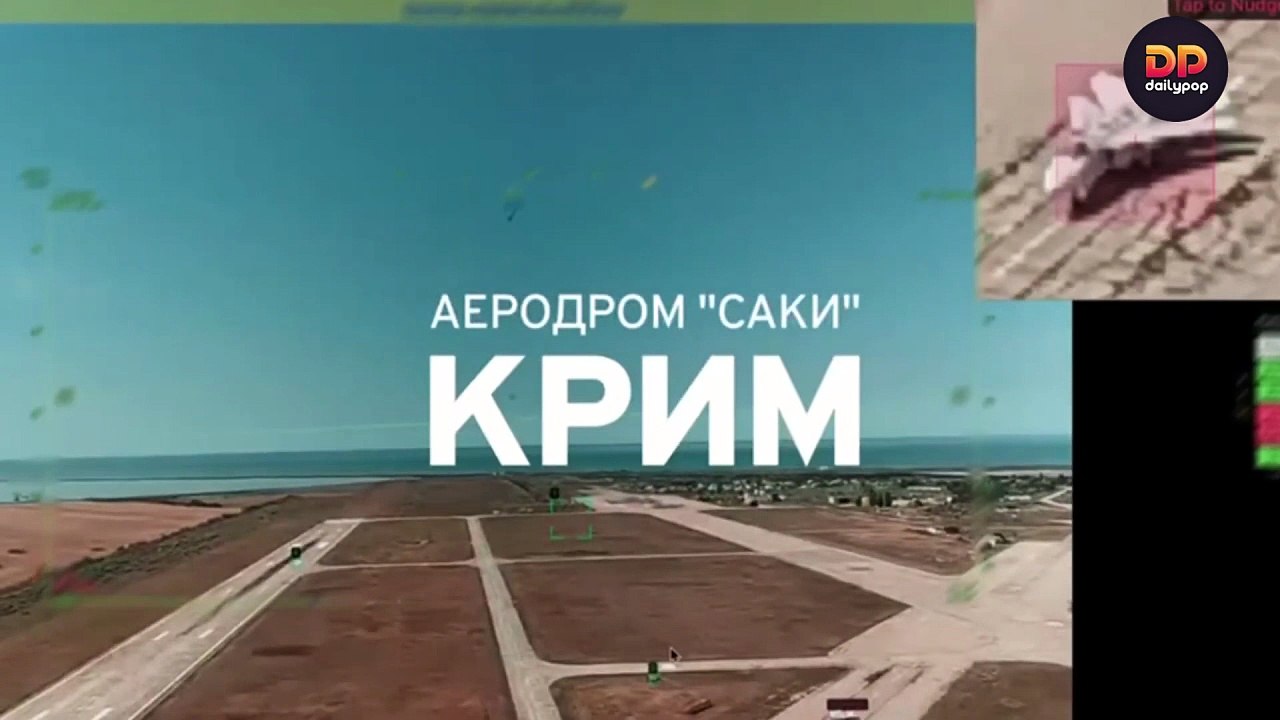 Bombardero ruso Su-24M destruido en la base aérea de Saky, en Crimea