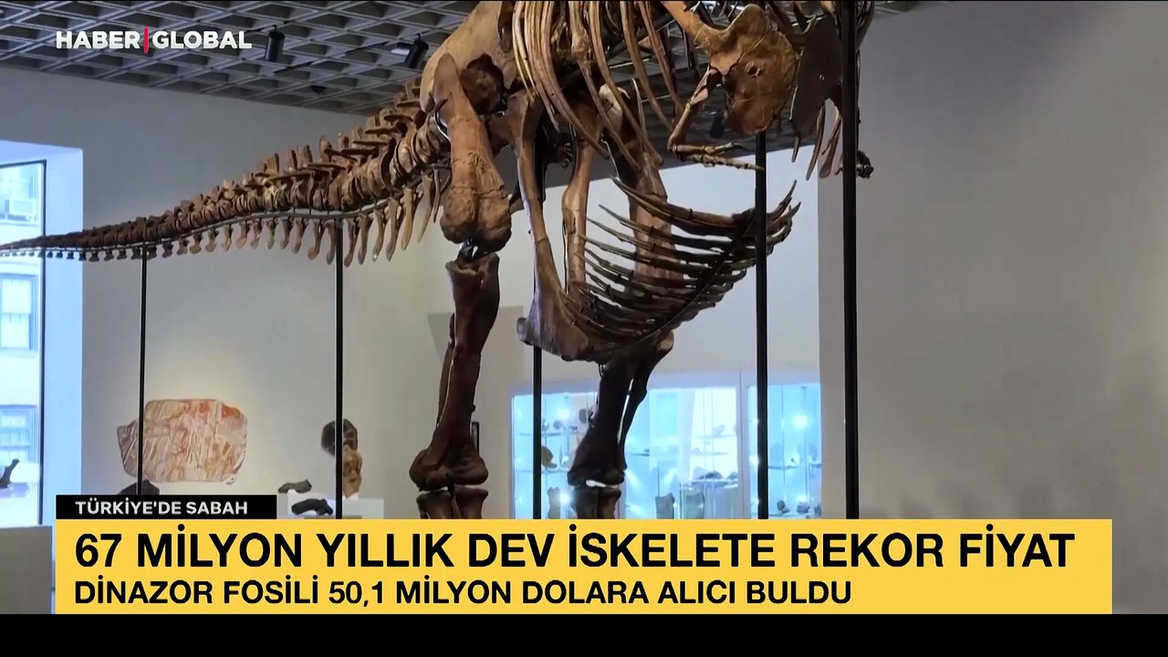 67 milyon yıllık dev iskelete rekor fiyat